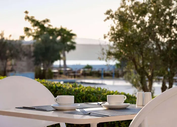 Dolce By Wyndham Cesme Алачати