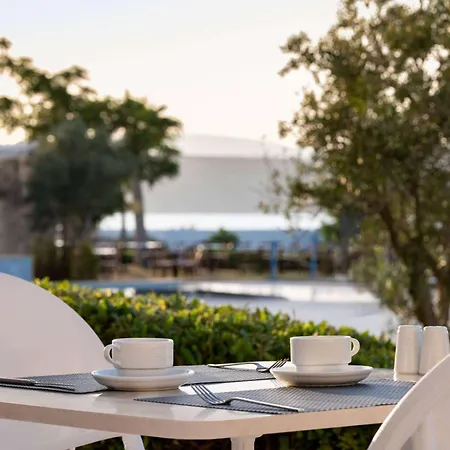 Dolce By Wyndham Cesme Алачати