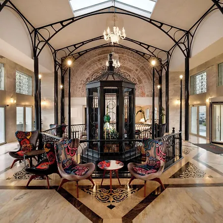 Dolce By Wyndham Cesme Алачати