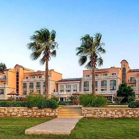Dolce By Wyndham Cesme 度假村 4*