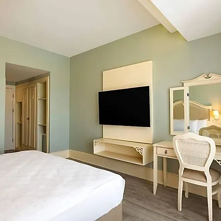 Dolce By Wyndham Cesme Alaçatı