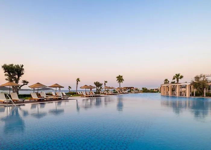 Курортный комплекс Dolce By Wyndham Cesme Алачати